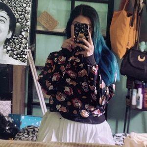 Cute kitty sweater ;-;